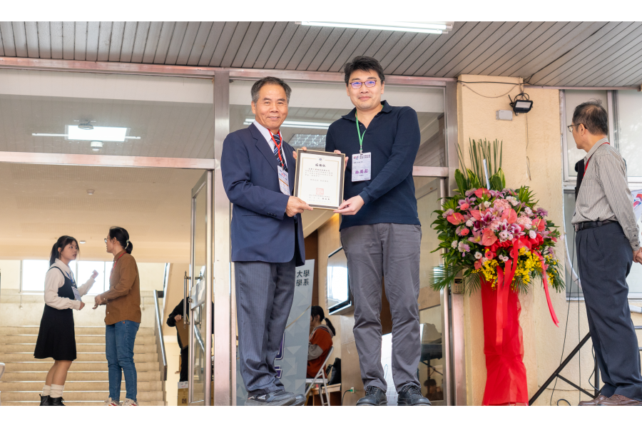 機械系六十週年系慶-頒發志聖工業股份有限公司獎學金